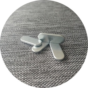 Nastro Magnetico in Neodimio N35 per Supporti Magnetici per Cellulari e Magneti di Fissaggio - Product Image 1