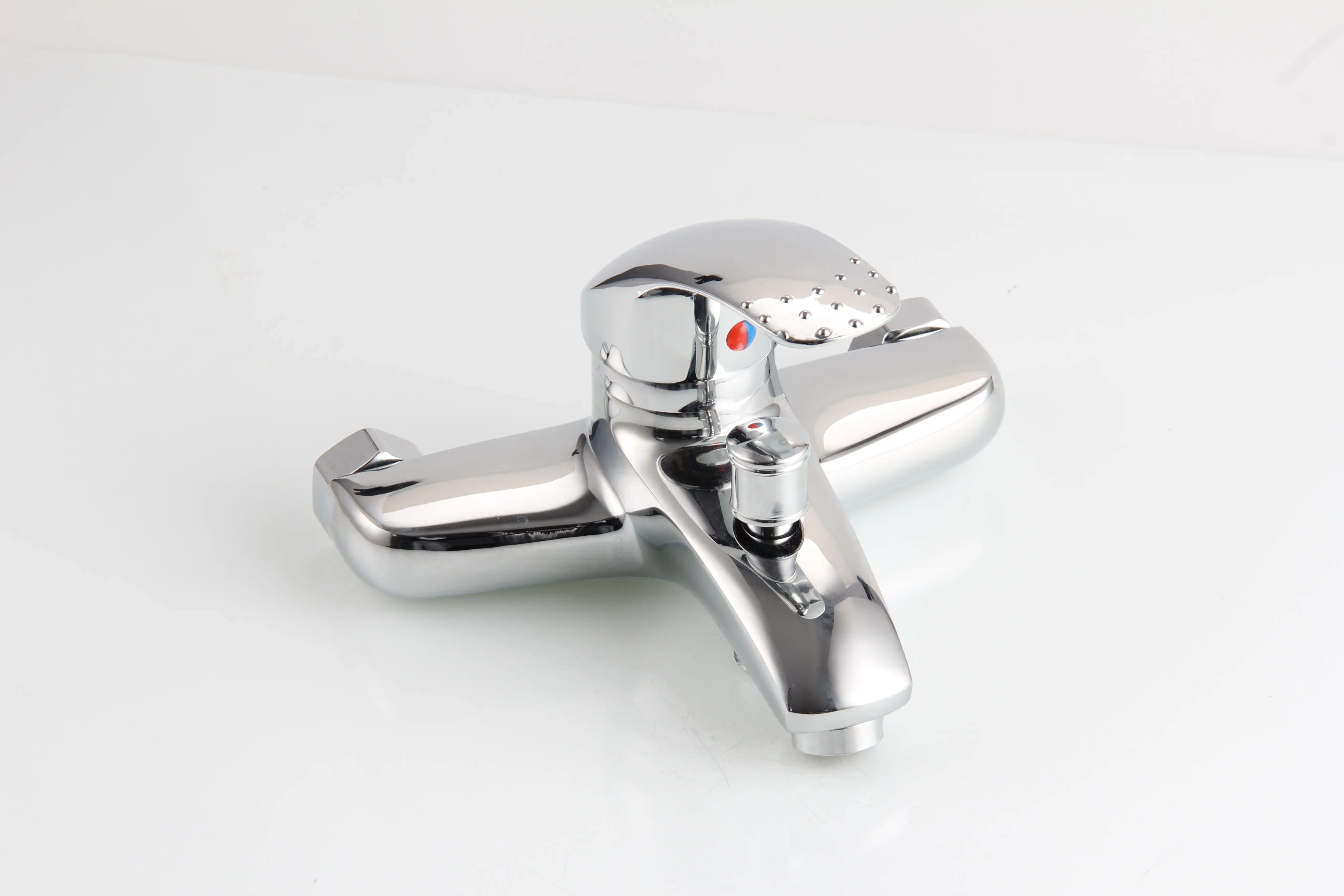 Heavy Weight 40mm Ceramic Cartridge Brass Material Modern Bath Shower Tap/Faucet