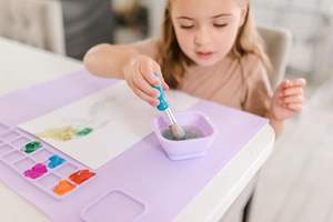 Tappetino da disegno portatile in silicone antiaderente per bambini - Tappetino da pittura riutilizzabile per bambini con tazza, set di giocattoli educativi creativi per il disegno - Product Image 2