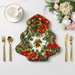 Jumpforever en forme de sapin de Noël Joli plateau en plastique Cadeau de bonbons personnalisé Assiettes réutilisables en plastique pour la fête - Product Image 3