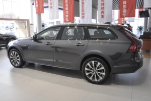 <span class=keywords><strong>Volvo</strong></span> <span class=keywords><strong>V90</strong></span> <span class=keywords><strong>Cross</strong></span> <span class=keywords><strong>Country</strong></span> <span class=keywords><strong>2022</strong></span> B5 AWD Inscription Edition essence, véhicule familial d'occasion à vendre à l'exportation - Product Image 3