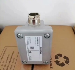 เซ็นเซอร์ตรวจจับรังสียูวี QRA10.C สำหรับ PLC - Product Image 1