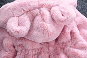 Vêtements pour enfants, nouvelle collection hiver, manteau en fausse fourrure à oreilles de lapin, chaud et confortable, pour filles. - Product Image 4