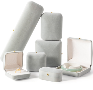 Luxury Soft <b>Velvet</b> <b>Jewelry</b> <b>Box</b> Full Sizes Available Round Corner White Inner Custom Logo <b>Jewelry</b> Display <b>Box</b> - Product Image 6