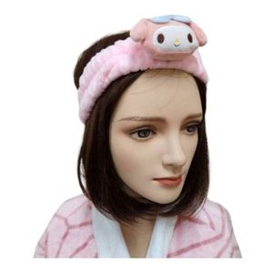 Bandeau de spa en peluche de luxe pour le nettoyage du visage - Product Image 1