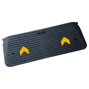 Rampe <span class=keywords><strong>de</strong></span> <span class=keywords><strong>trottoir</strong></span> robuste noire 1100*410*50mm en caoutchouc pour fauteuils roulants et voitures, pour la circulation routière - Product Image 4