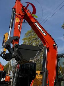 2024 Doosan 6Ton DX60รถขุดมือสองจากญี่ปุ่นสินค้ามาใหม่ไม่กี่ชั่วโมง - Product Image 5