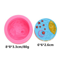 Moule en silicone 3D classique et populaire, motif étoiles, lune, soleil et visages de personnages de dessins animés, pour bougies et savons DIY, prix usine