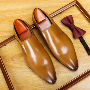 Mocassins en cuir pour homme, fabriqués sur mesure, luxueux, décontractés, à semelle en caoutchouc, avec bordure perlée, cuir brillant, une seule pièce - Product Image 6