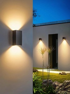 Lampada Solare da Parete per Esterni, Impermeabile, Illuminazione Su e Giù, per Decorazione Casa, Giardino e Cortile - Product Image 2