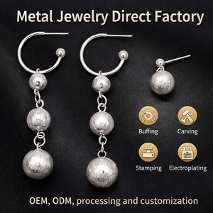 Boucles <span class=keywords><strong>d</strong></span>'oreilles en laiton plaqué <span class=keywords><strong>or</strong></span> sur mesure, finition brossée, fabrication OEM ODM, personnalisées selon les dessins et les échantillons - Product Image 1