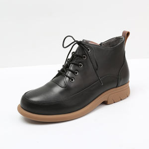 รองเท้าบูทหุ้มข้อสูงหนังนิ่มสีน้ำตาลสำหรับผู้หญิง แบบผูกเชือกและซิป ดีไซน์ทันสมัย ส้นหนา พื้นนุ่ม สวมใส่สบาย เหมาะสำหรับฤดูใบไม้ร่วงและฤดูหนาว - Product Image 1