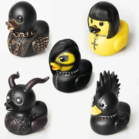 Ensemble de canards en caoutchouc peints à la main en polyrésine de style gothique personnalisé Figurines artistiques pour la décoration de la maison