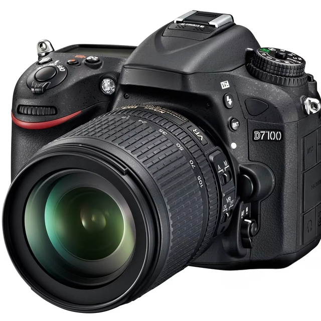 DF Wholesale Original Brand D7100 SLR Camera With 18-105mm/F3.5-5.6 Lens and Battery Charger Shoulder Stra