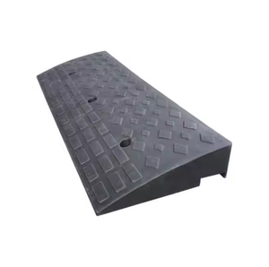 Rampa Portátil para Curvas y Umbral, para Entrada de Vehículos, Muelle de Carga, Acera, Coche, Scooter, Bicicleta, Moto - Product Image 1