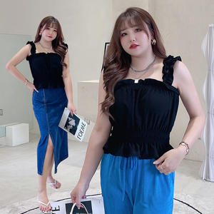 เสื้อสายเดี่ยวชีฟองสีดำสำหรับผู้หญิงไซส์ใหญ่ รุ่น N8407 แต่งระบาย สีพื้น ใส่ได้ทุกวัน เสื้อผู้หญิง ผ้าโพลีเอสเตอร์ - Product Image 1