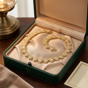 LUOYUNE - Cadenas de Latón Chapadas en Oro de 18K con Circonitas, Antideslustre, Delicadas, Hipoalergénicas, con Forma de Corazón Romántico, Regalo para Novia - Product Image 1