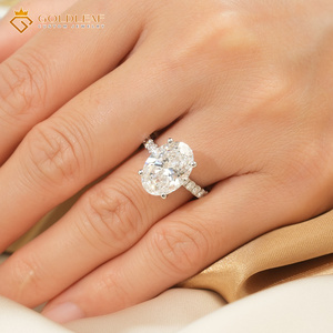 Bague de fiançailles classique en diamant de laboratoire Goldleafgem, taille ovale DEF VVS 5 carats, PT950, certifiée IGI, pour anniversaire (unisexe) - Product Image 2