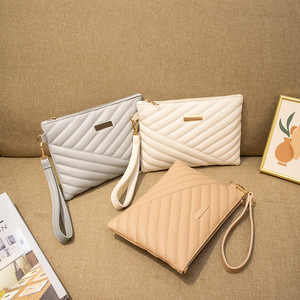 Sac à main pour femmes 2025, sac à main en PU tendance, petit sac avec grande capacité, sac à téléphone portable brodé, vente en gros de sacs messagers pour femmes - Product Image 2