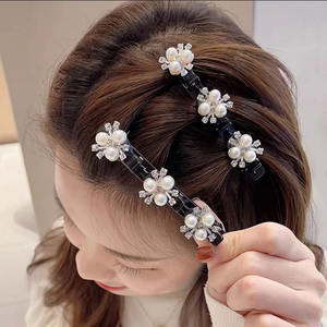 Pinces à cheveux tressées en pierre de cristal scintillante trèfle à quatre feuilles fleur hachée épingle à cheveux pince à bec de canard accessoires pour cheveux avec perles - Product Image 1