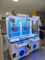 Marque Logo personnalisé jeu de grue arcade vente chaude jouets en peluche distributeur automatique machine à griffes avec fente pour pièces de monnaie jeux à pièces de monnaie