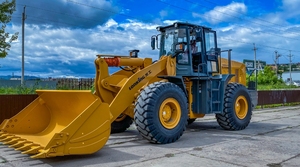 รถตักล้อยาง LONKING ZL50NC คุณภาพสูง 5 ตัน พร้อมเครื่องยนต์จีน - Product Image 4