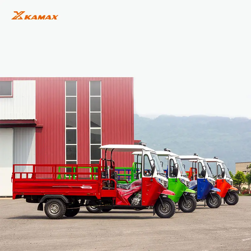 KAMAX Three Wheel Gas Motorcycle Cabin Customized CG250/300 Engine Large Size Passenger Motorized Tricycles