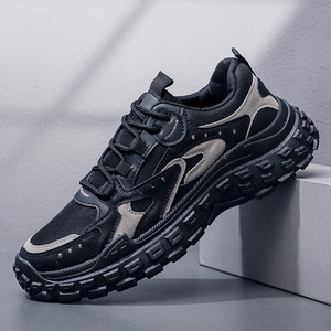 Chaussures de sport pour hommes à prix bas, vente en gros, nouvelles chaussures de marche/course. Antidérapant et respirant. Chaussures décontractées élégantes et tendance pour toutes les saisons. - Product Image 6