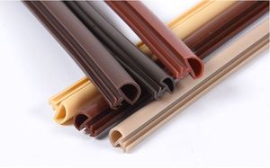 Bande d'étanchéité en PVC imperméable pour bas de porte et cadre de fenêtre - Product Image 3