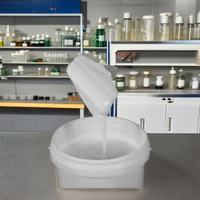 Émulsion élastique de liant de polymère acrylique à base d'eau à haute élasticité pour les revêtements imperméables