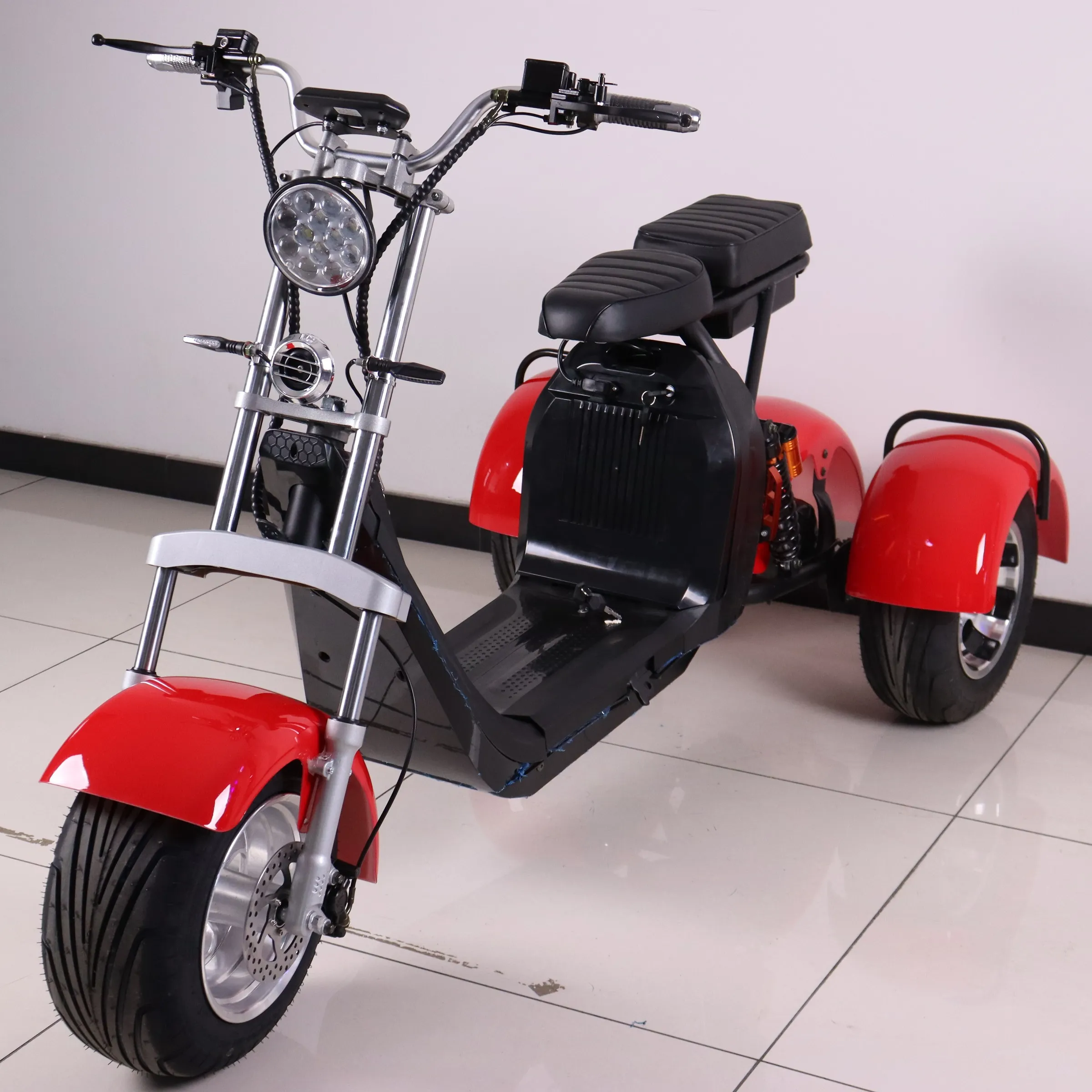 2021 i più nuovi smart <span class=keywords><strong>nove</strong></span> bot larga 3 ruote off road scooter elettrico per adulti scooter elettrici 5000w per adulti uk