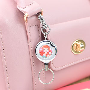 Badge rétractable en métal décoratif, durable, réutilisable, écologique, de style dessin animé personnalisé, hautement recommandé - Product Image 2