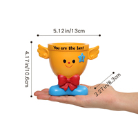 Porte-stylo en résine en forme de trophée de dessin animé, organisateur de bureau mignon en forme de coupe, décoration pour la maison et le bureau, cadeau fantaisie amusant