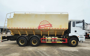 Camion-citerne Shacman H3000 6X4 de qualité supérieure pour le transport de fourrage en vrac pour élevages de bétail, volailles et animaux - Product Image 3