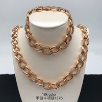 XUPING Bijoux en gros : Ensemble Hip Hop pour hommes, collier et bracelet à maillons cubains, style mode, serti de pierres, au design affirmé