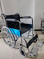 Fauteuil roulant manuel léger pliable en gros d'usine pour les personnes handicapées adapté au traitement de réadaptation