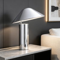 Lampes de table personnalisées pour la décoration du salon, de la chambre et du bureau dans les salles d'exposition de mobilier d'hôtel de style nordique minimaliste moderne