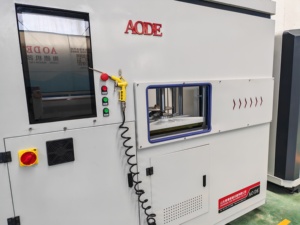 <span class=keywords><strong>เครื่อง</strong></span>กัดซีเอ็นซีห้าแกน ควบคุมด้วย PLC อัตโนมัติ สำหรับงานกัดปลาย ผลิตหน้าต่าง ประตู  โครงอะลูมิเนียม UPVC/PVC  มอเตอร์ 3KWx3 - Product Image 2