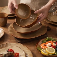 Assiette décorative orientale en porcelaine de style moderne, vaisselle d'hôtel, technique de cuisson écologique, matériau céramique