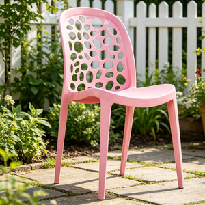 <span class=keywords><strong>Lot</strong></span> en gros – <span class=keywords><strong>Chaise</strong></span> de salle à manger nordique monobloc de qualité commerciale à prix abordable - Product Image 1