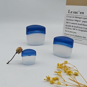 Givré Main Peau Vaselin Rouge À Lèvres Baume Masque À Lèvres Bouteille 7g 50g 100g Lotion Hydratante Pot Flip Cover Plastique PP Base pour Crème - Product Image 2