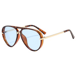 2025 personnalisé à la mode chic surdimensionné <span class=keywords><strong>lunettes</strong></span> de soleil en plein air rond Double faisceau carré <span class=keywords><strong>lunettes</strong></span> métal cadre mode crème solaire <span class=keywords><strong>lunettes</strong></span> - Product Image 3