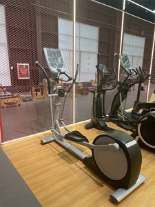 Modèle populaire d'équipement cardio Cross Trainer elliptique avec écran de contrôle MND <span class=keywords><strong>X300</strong></span> (6) pour la chaîne de salles de sport, durable - Product Image 2