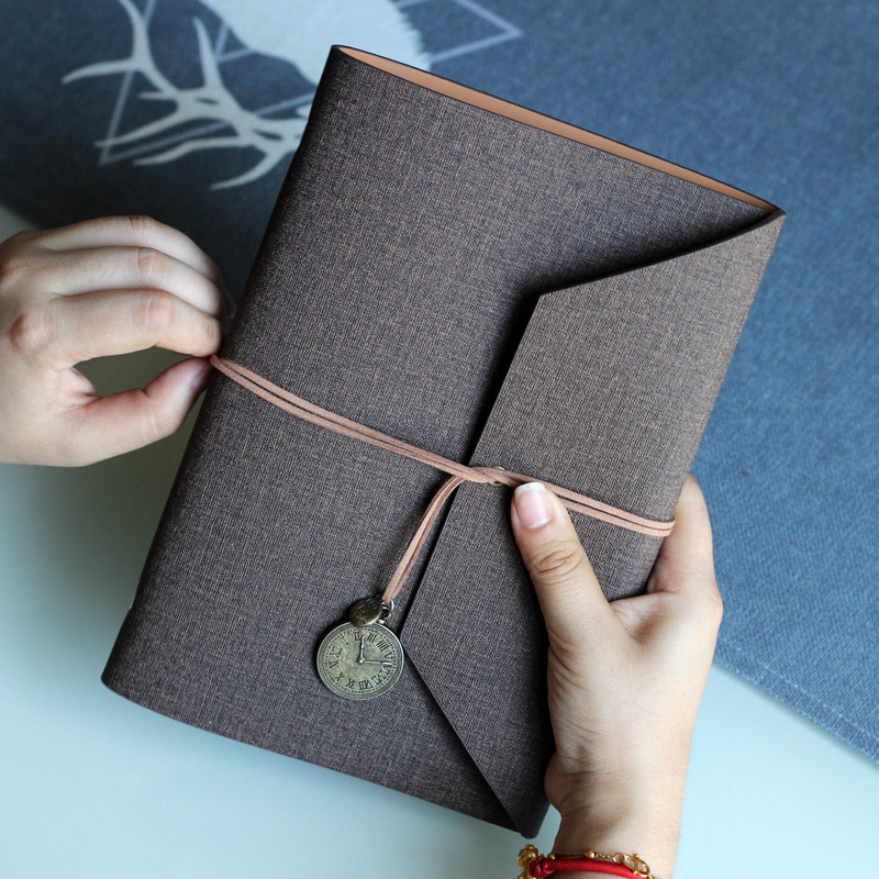 สีน้ำตาล