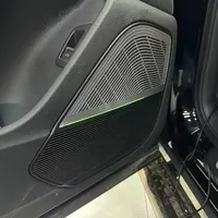 Kit d'éclairage d'ambiance 12V OE pour Audi Q7 Q8 2020-2023, 30 couleurs LED, couvercle de haut-parleur en métal, garniture de panneau de porte de voiture, lampe décorative
