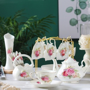 Set <span class=keywords><strong>da</strong></span> Tè Pomeridiano in Porcellana Europea Classica Vintage con Tazza, Piattino e Teiera, Regalo di Nozze - Product Image 5