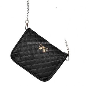 Sac à bandoulière BSCI pour femme, sac de loisirs avec nœud papillon et chaîne, pochette de soirée - Product Image 2