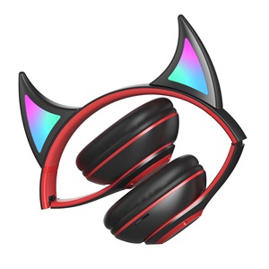 Auriculares inalámbricos con orejas de gato para juegos en la oreja y sobre la oreja, auriculares de cabeza Ecouteur Sans Fil con función AUX de tarjeta <span class=keywords><strong>TF</strong></span> - Product Image 2