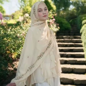 <span class=keywords><strong>Hijab</strong></span> in Chiffon alla Moda, Sciarpa Lunga con Ricamo Floreale, Turbante Islamico per Ramadan, Copricapo 170*70cm - Product Image 1