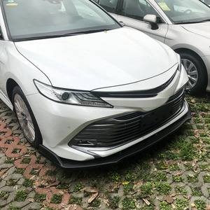 Kit carrosserie complet pour Toyota Camry 2018 : Lame de pare-chocs avant, jupes latérales, spoiler, diffuseur et coins arrière - Accessoires automobiles - Product Image 1